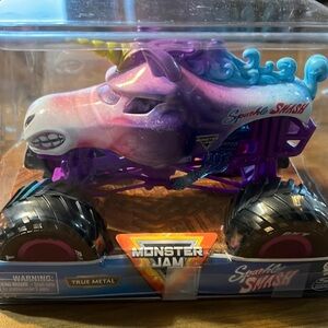 Monster jam sparkle smash 1/24